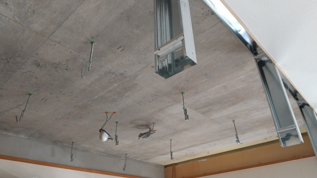 天井のLGS下地工事
